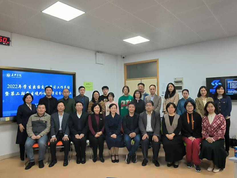 说明: //wsc.awjinqu.com/__local/A/F3/F0/7828A6F0FFAEE2D0A086F733E3B_FBE32750_165B1.jpg